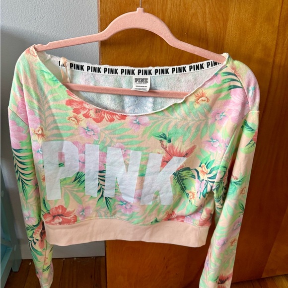 PINK Victoria's Secret Sweaters - NWOT, PINK Victoria’s Secret, XS, Tropical Cropped Sweatshirt